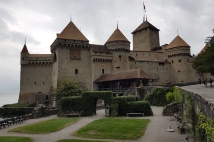 Imponente vista del Castillo de Chillon